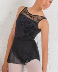 Adéle Leotard.